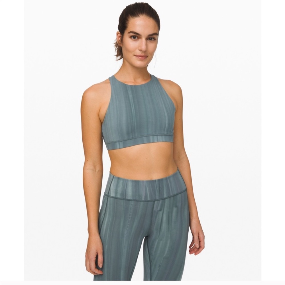 Lululemon High Neck Energy Bra Linear Spray Dye